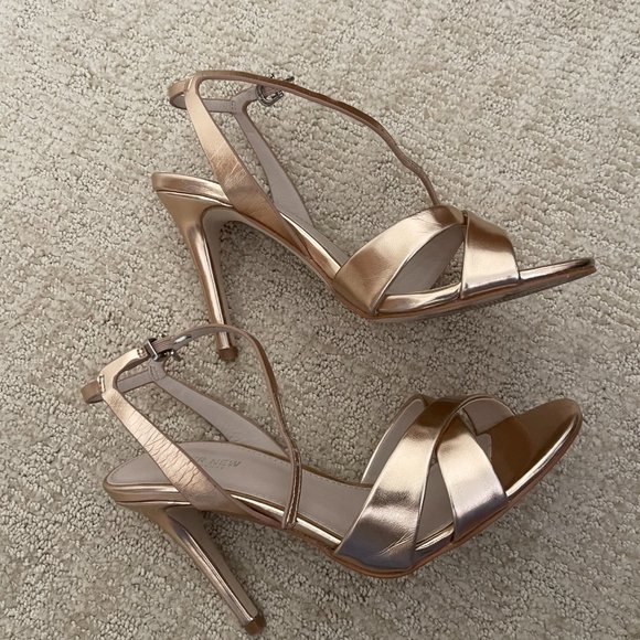 Ever New Gold High Heels Size 8 - Picture 4 of 6